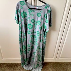 LulaRoe Carly Dress - super comfy